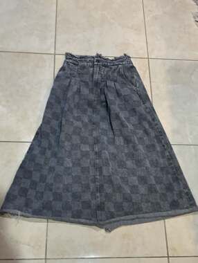 Very J Grey Checkerboard Denim Midi Skirt with Distressed Hem and Pleated Waist